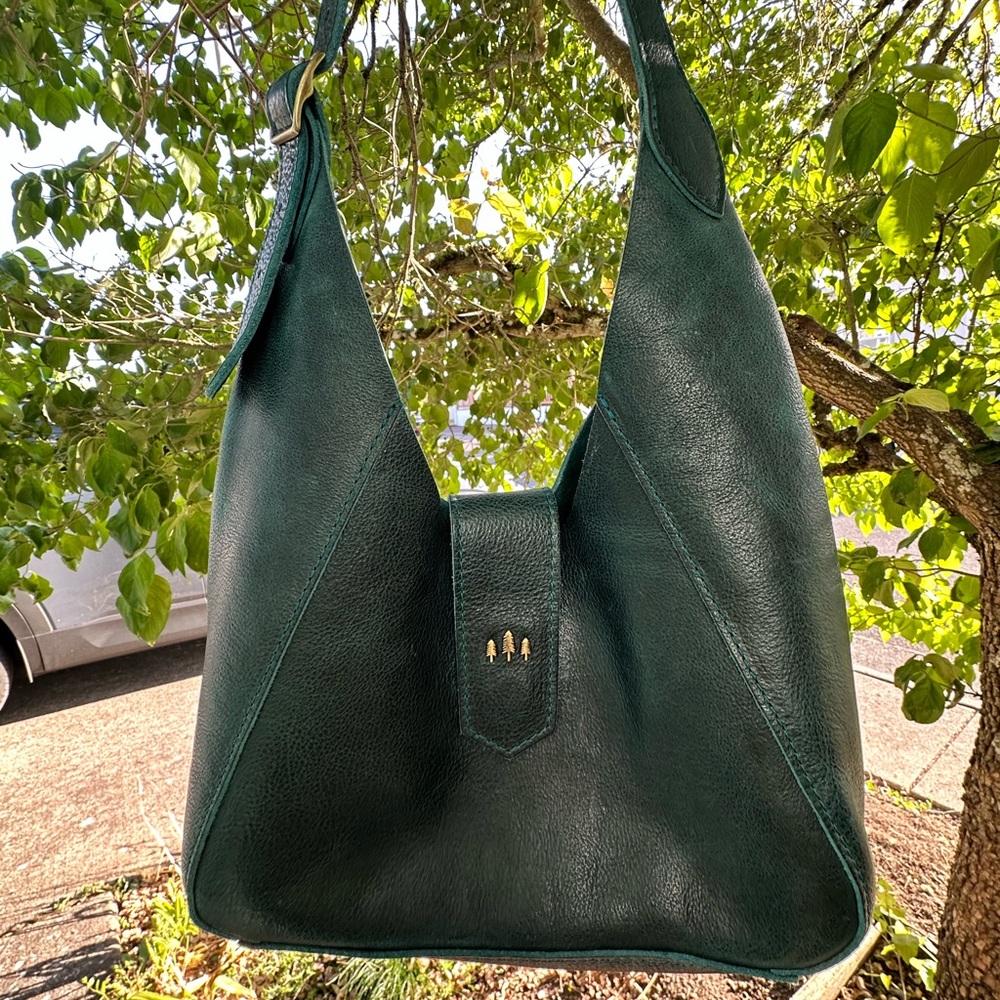 Portland Leather Flora